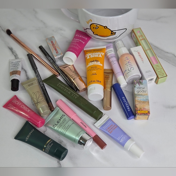 Assorted Ipsy Products In An Oversized Gudetama Mug - Sample Sizes - New - Picture 2 of 15